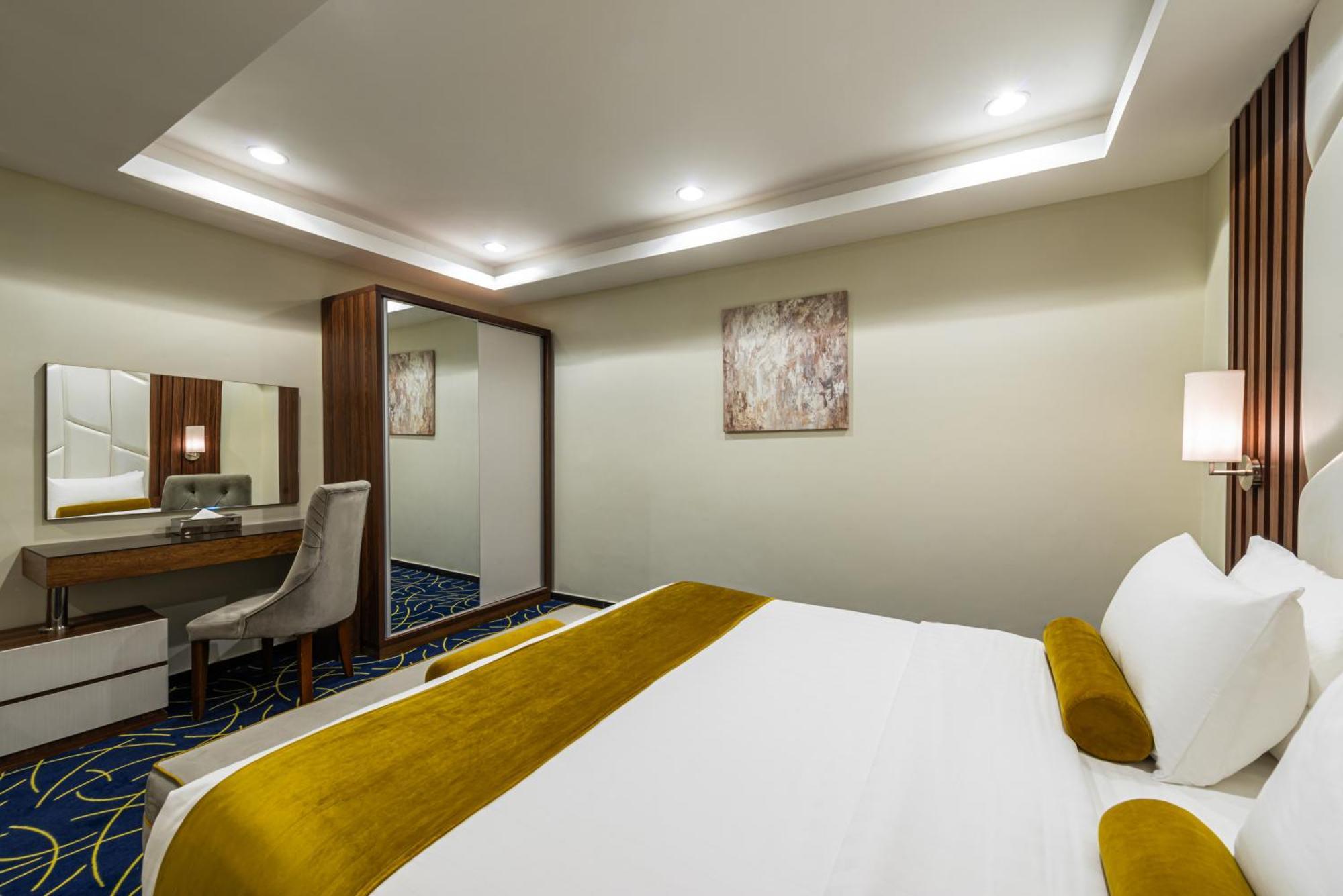 The Palace Hotel Suites Chamis Muschait Exterior foto