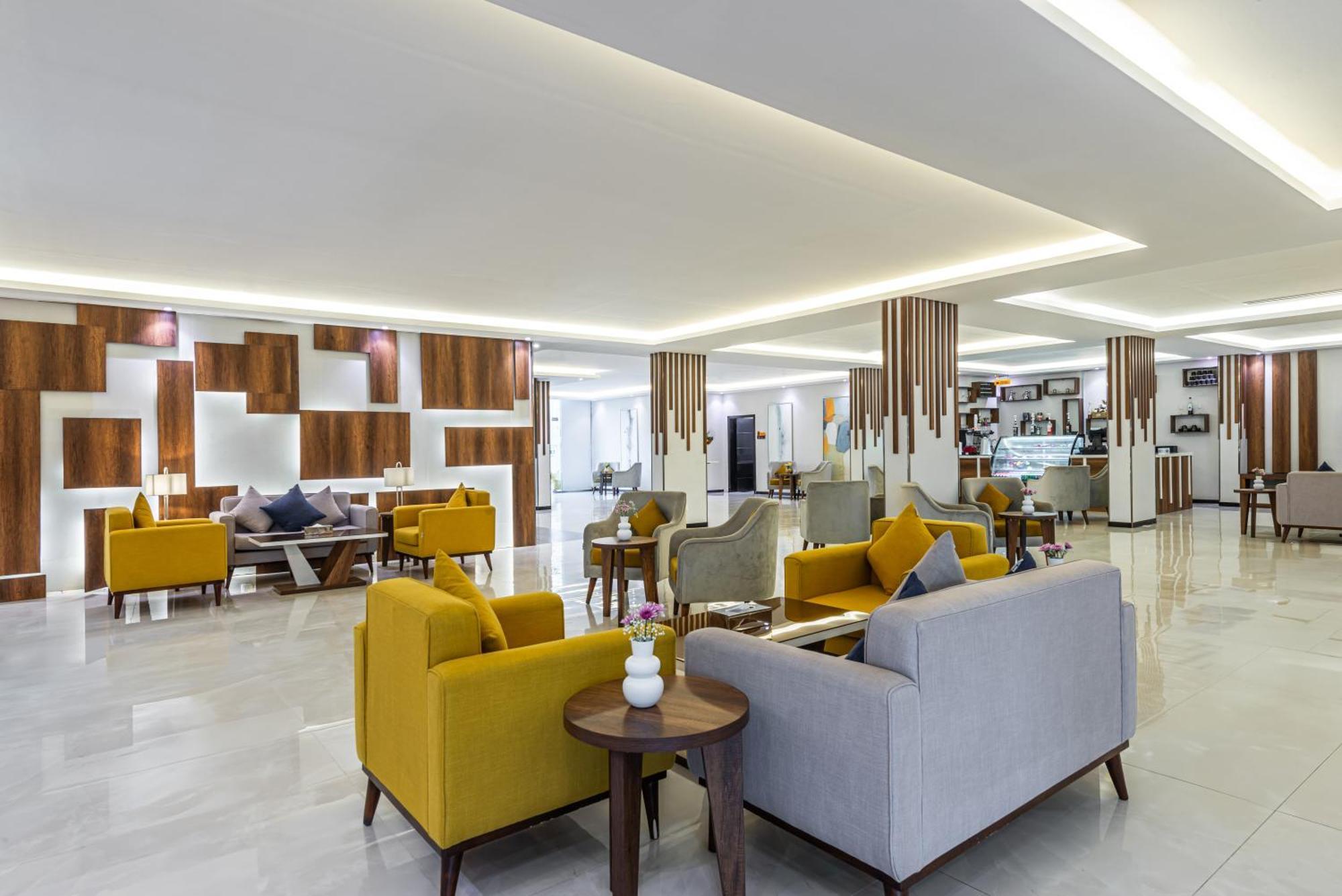 The Palace Hotel Suites Chamis Muschait Exterior foto